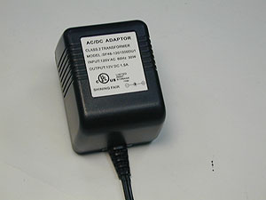 01-US-3-PIN-DC-EI48-A--P-W